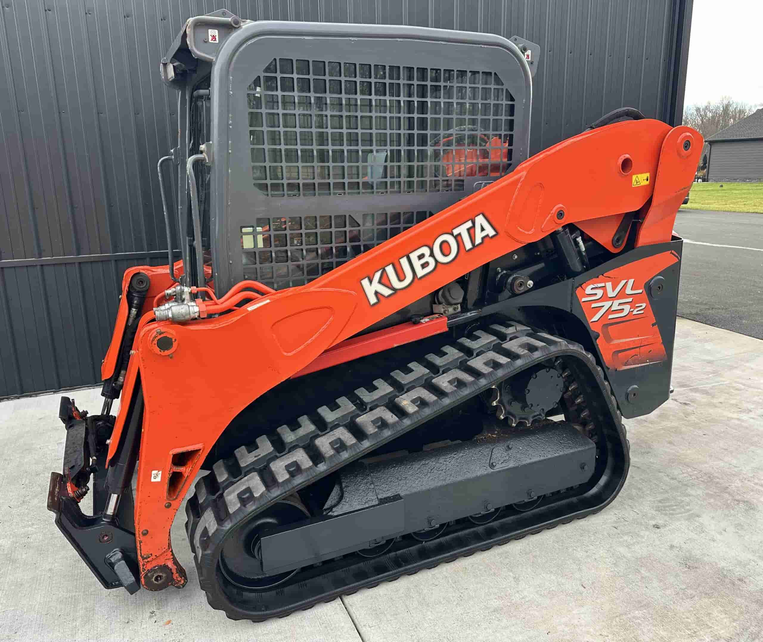 2017 KUBOTA SVL75-2
